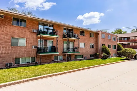 605 7th Street S Fargo ND 58103