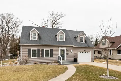 335 2nd Avenue NW Mayville ND 58257