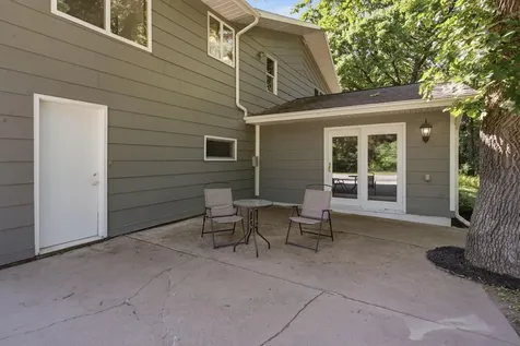 4410 165th Avenue NE New London MN 56273