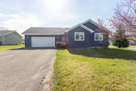1803 Jasmine Drive Alexandria MN 56308