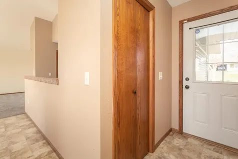 1803 Jasmine Drive Alexandria MN 56308