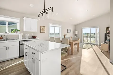 7791 Cub Creek Way Horace ND 58047
