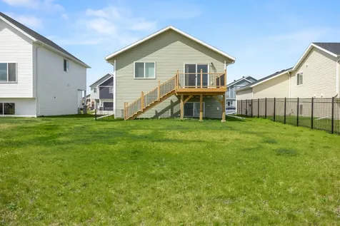 7791 Cub Creek Way Horace ND 58047