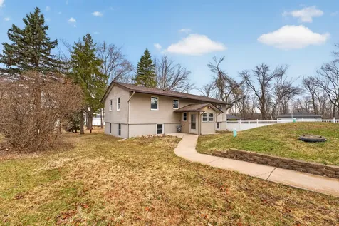 51470 Rush Lake Trail Rush City MN 55069
