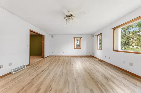 510 Mcintosh Road La Crescent MN 55947