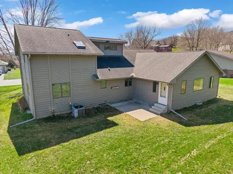 510 Mcintosh Road La Crescent MN 55947