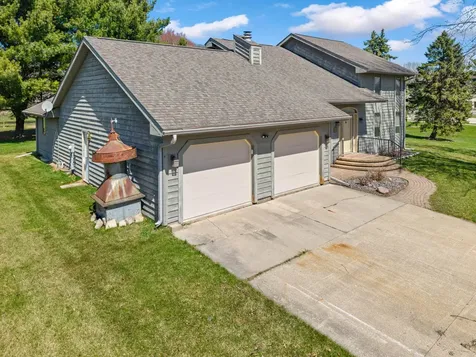 510 Mcintosh Road La Crescent MN 55947