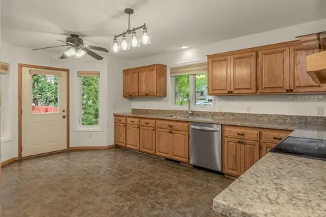 7955 173rd Street W Lakeville MN 55044