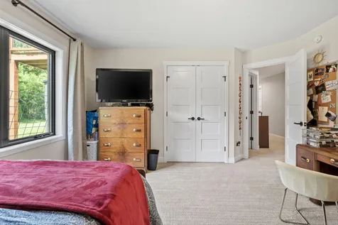 702 Eastland Avenue SE New Prague MN 56071