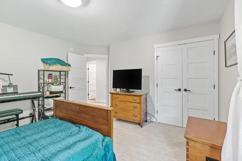 702 Eastland Avenue SE New Prague MN 56071