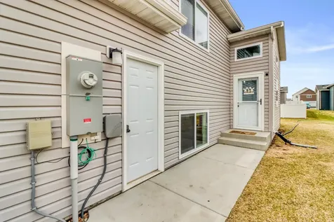 6726 69th Avenue S Horace ND 58047