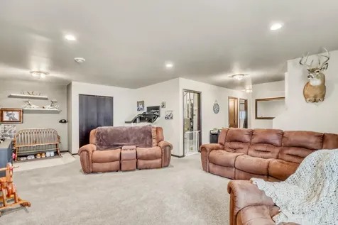 6726 69th Avenue S Horace ND 58047