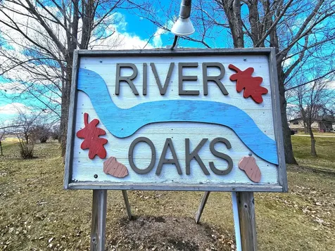 17132 River Oaks Boulevard Fergus Falls MN 56537