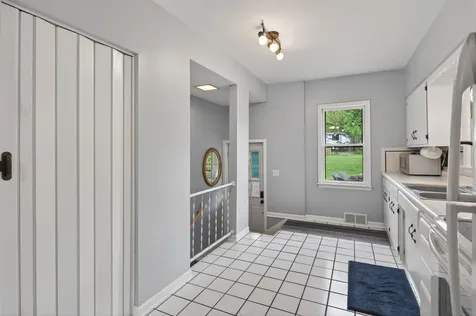 944 Mahtomedi Avenue Mahtomedi MN 55115