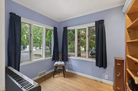 944 Mahtomedi Avenue Mahtomedi MN 55115