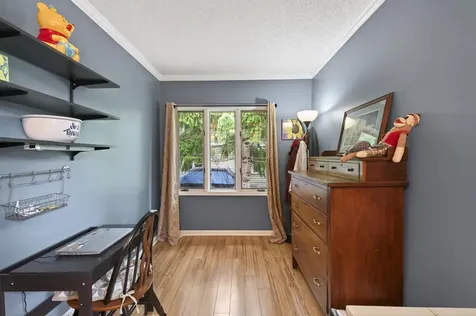 944 Mahtomedi Avenue Mahtomedi MN 55115