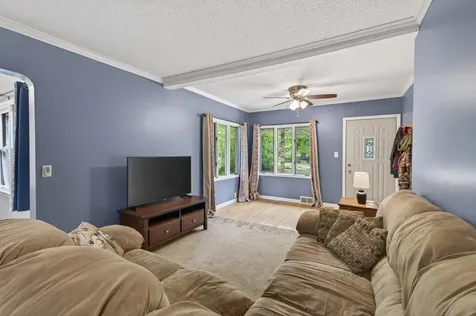 944 Mahtomedi Avenue Mahtomedi MN 55115