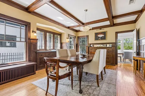 2304 Lake Place Minneapolis MN 55405
