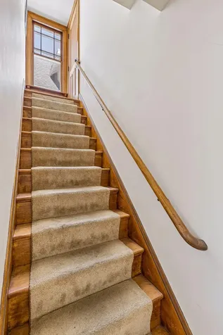 2304 Lake Place Minneapolis MN 55405