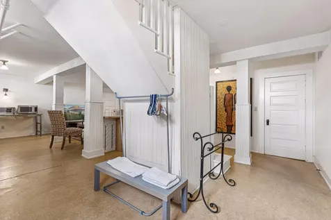 2304 Lake Place Minneapolis MN 55405