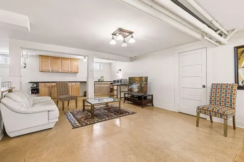 2304 Lake Place Minneapolis MN 55405