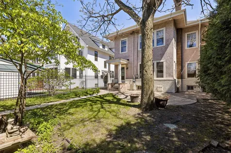 2304 Lake Place Minneapolis MN 55405