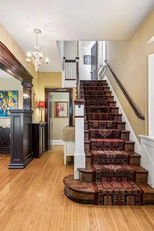 2304 Lake Place Minneapolis MN 55405