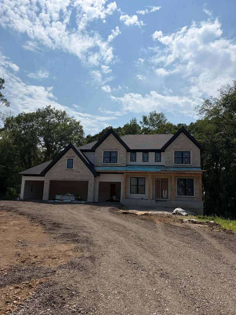 10380 Mallard Drive Victoria MN 55318