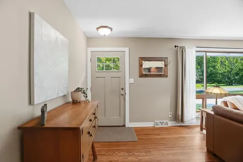 455 Arcwood Road Mahtomedi MN 55115