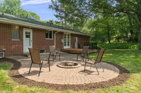 455 Arcwood Road Mahtomedi MN 55115