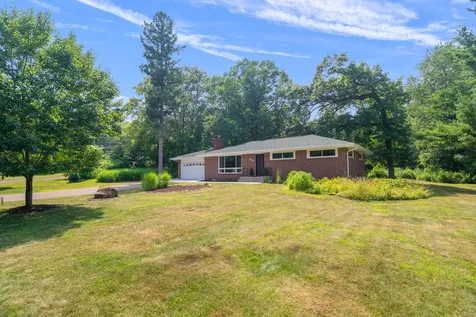 455 Arcwood Road Mahtomedi MN 55115