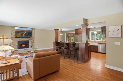 455 Arcwood Road Mahtomedi MN 55115
