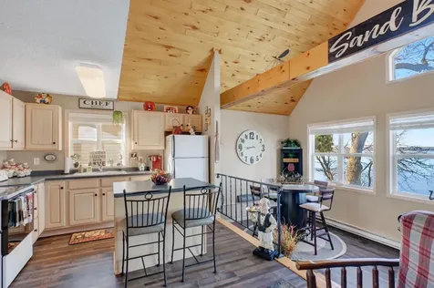 2666 N Lake Miltona Drive NE Alexandria MN 56354
