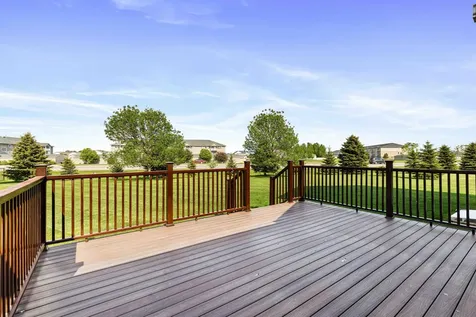 722 42nd Avenue S Moorhead MN 56560