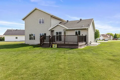 722 42nd Avenue S Moorhead MN 56560