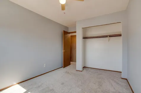 2116 28th Avenue S Fargo ND 58103