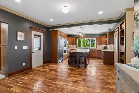 27850 Iberia Avenue Lakeville MN 55044
