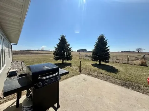 906 Sunrise Boulevard Redwood Falls MN 56283