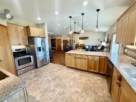 906 Sunrise Boulevard Redwood Falls MN 56283