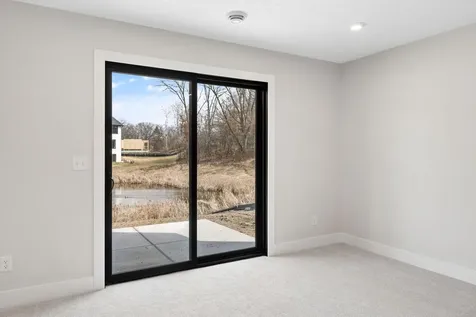 3916 Mcmenemy Street Vadnais Heights MN 55127