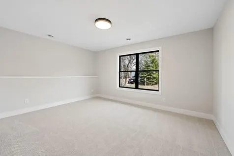 3916 Mcmenemy Street Vadnais Heights MN 55127