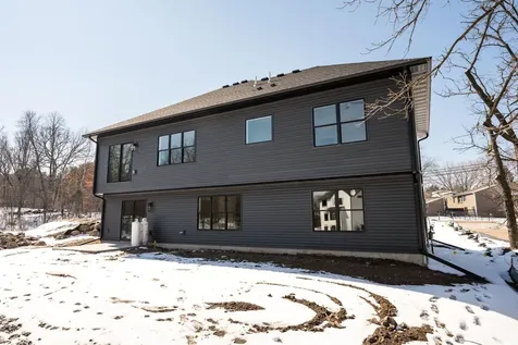 3916 Mcmenemy Street Vadnais Heights MN 55127