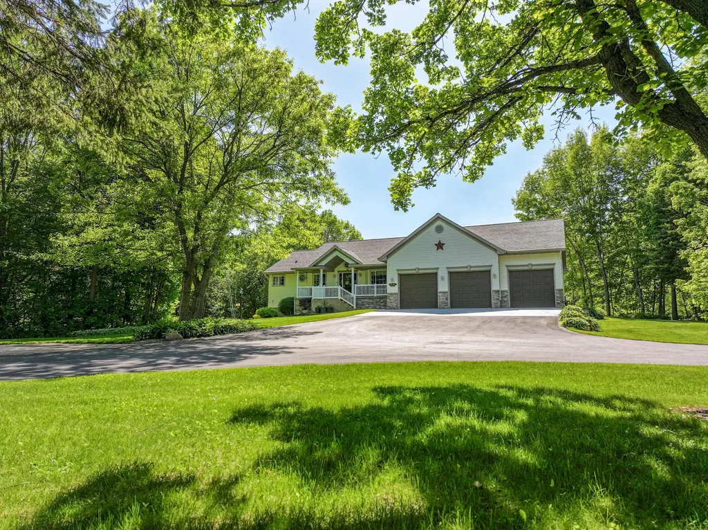 1966 Liberty Road NE Alexandria MN 56308