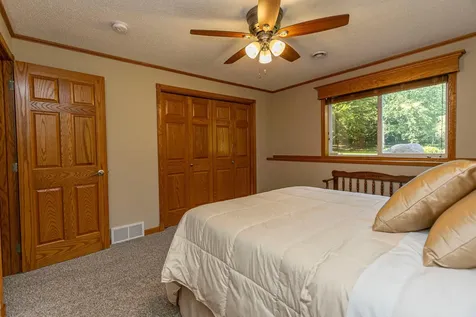 1966 Liberty Road NE Alexandria MN 56308