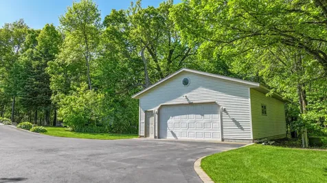 1966 Liberty Road NE Alexandria MN 56308