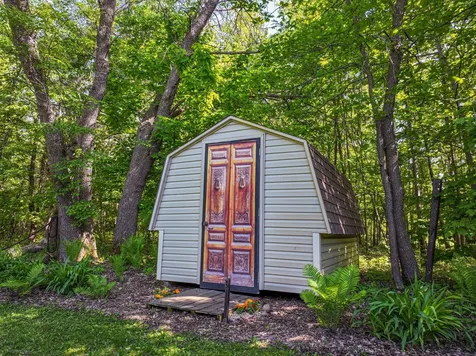 1966 Liberty Road NE Alexandria MN 56308