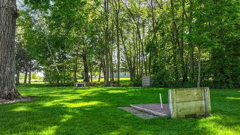 1966 Liberty Road NE Alexandria MN 56308