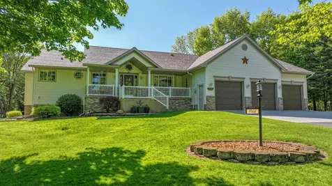 1966 Liberty Road NE Alexandria MN 56308