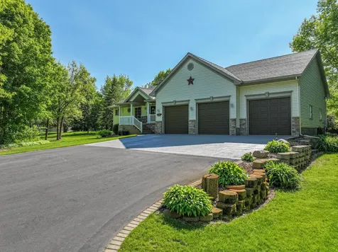 1966 Liberty Road NE Alexandria MN 56308