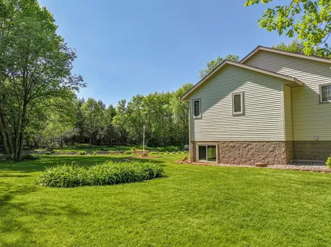 1966 Liberty Road NE Alexandria MN 56308